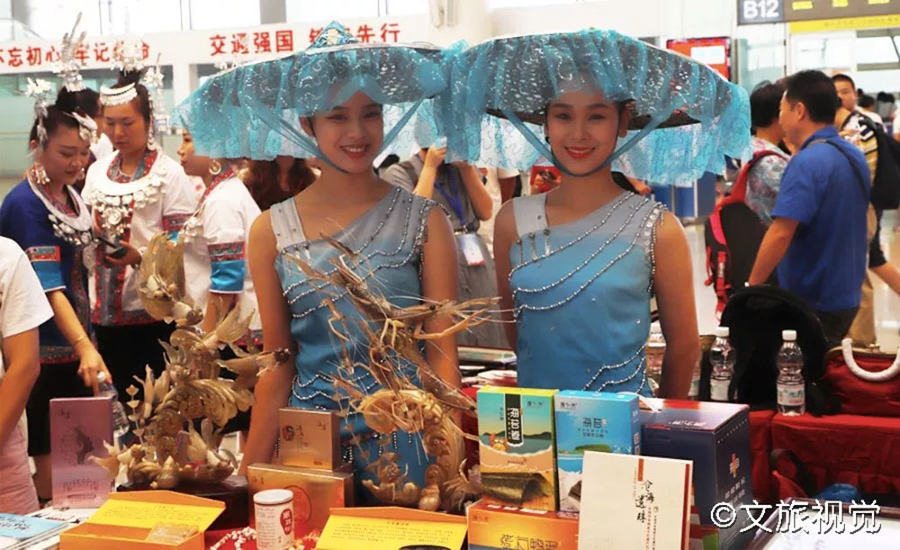 搭乘首發(fā)高鐵，海真珠珍珠粉抵達(dá)東方明珠